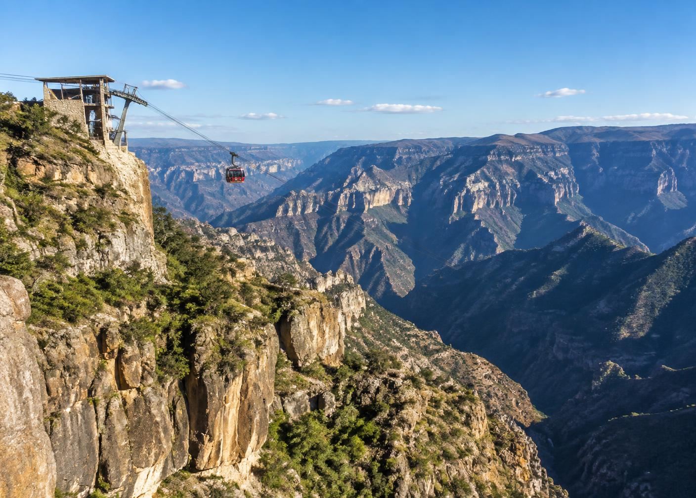 Cross the canyon by cable car